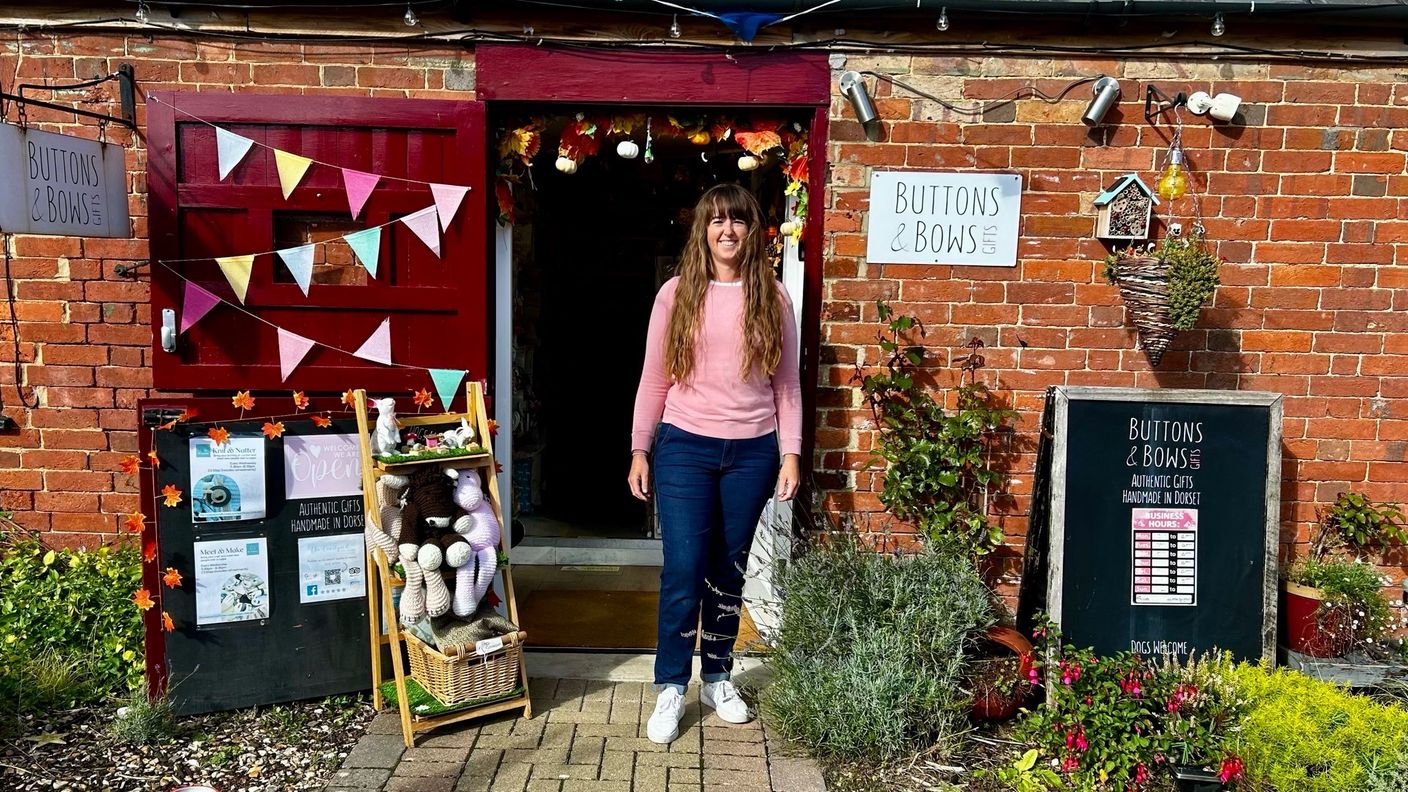 Buttons & Bows shop entrance